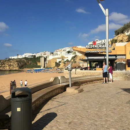 Cosy And Sweet In Lägenhet